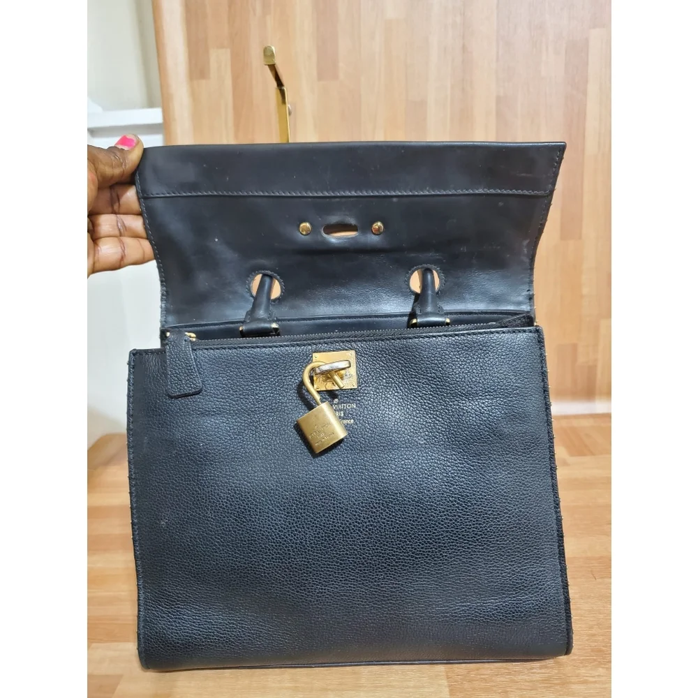 Louis Vuitton City Steamer One Handle Bag Leather